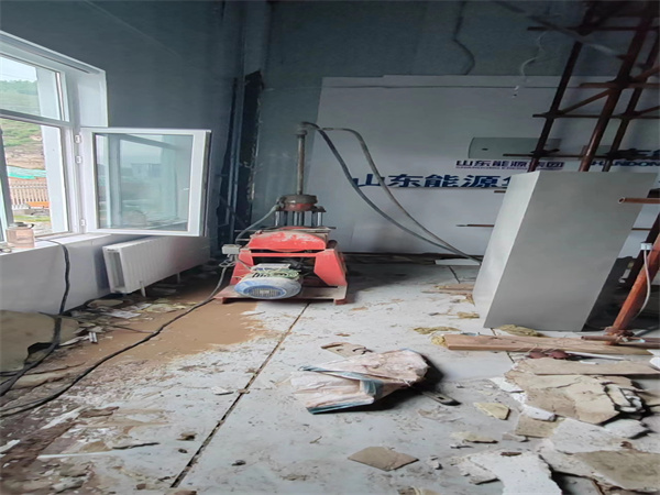 榆阳地基基础下沉墙体裂缝加固注浆顶升施工